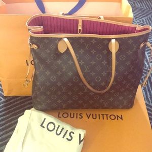 Authentic Louis Vuitton Neverfull 💕